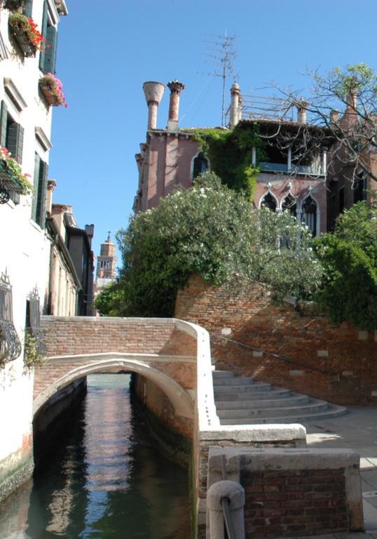 Guest House La Chicca Venice Exterior photo